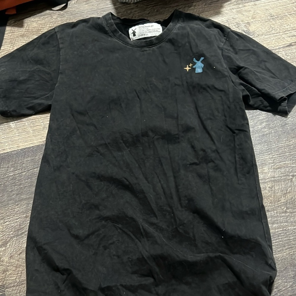 women’s small dutch shirt